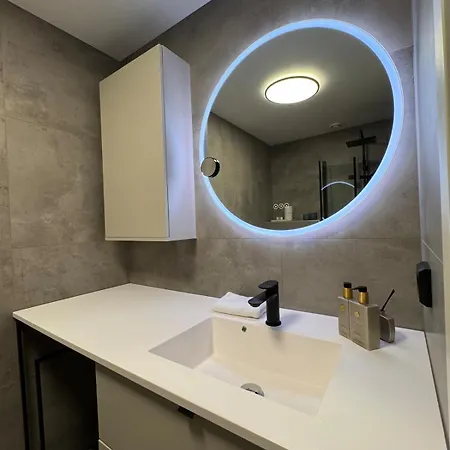 דירה Amazing Super-central | Garage Parking